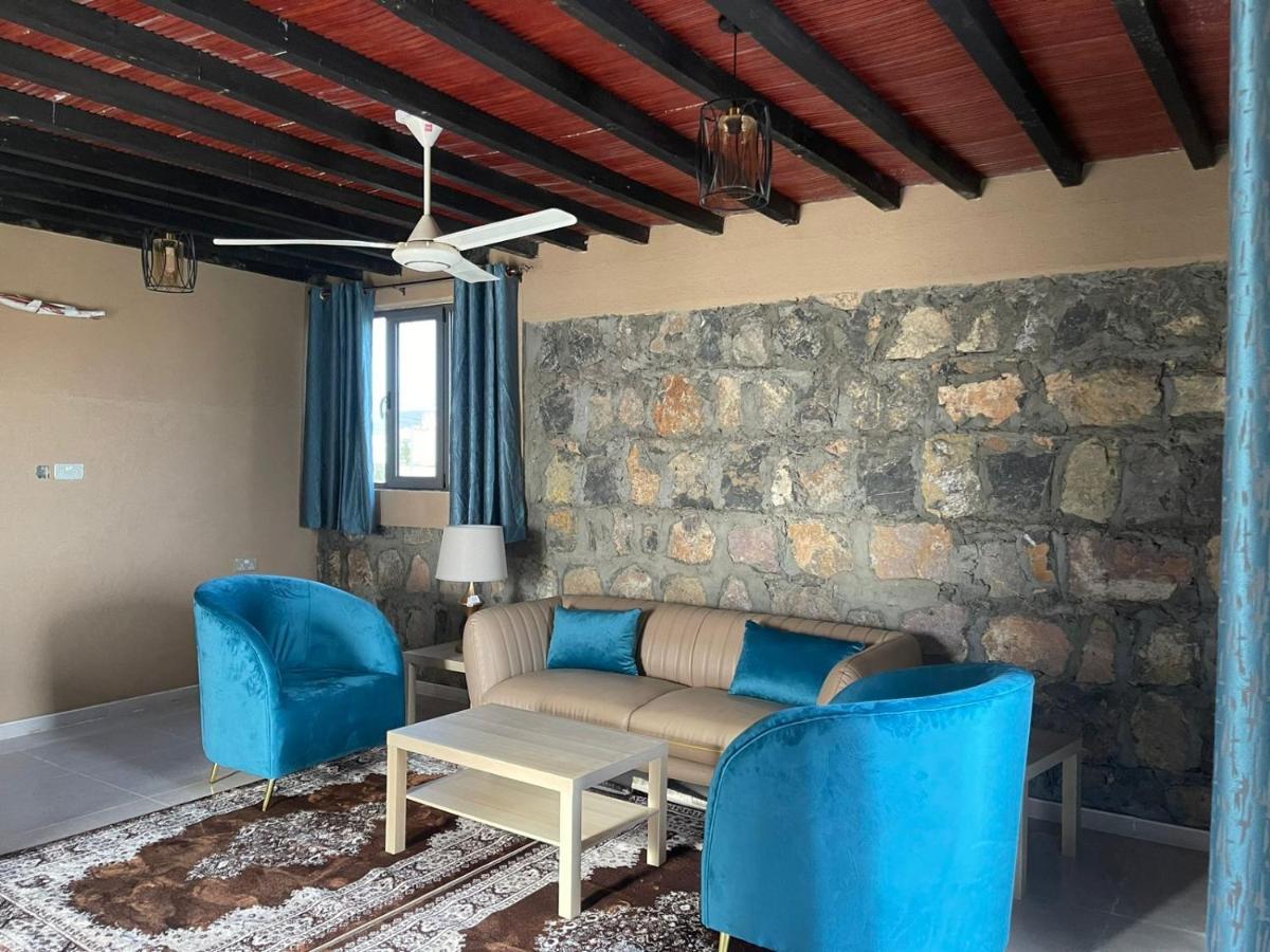 Rose Guesthouse Al 'Aqar Buitenkant foto