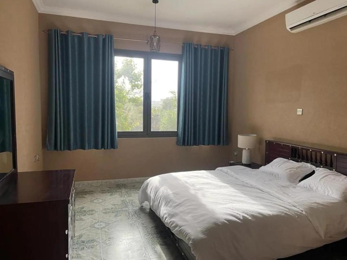 Rose Guesthouse Al 'Aqar Buitenkant foto